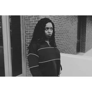 Meet your Posher, Jameka